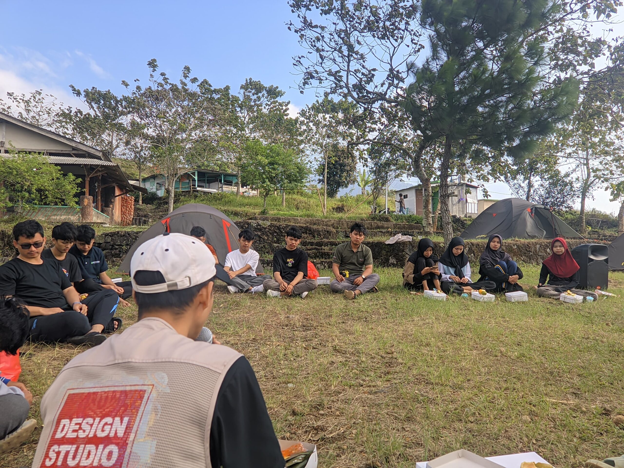 Siber Camp Fest Merajut Keakraban dan Membentuk Karakter di Politeknik SCI