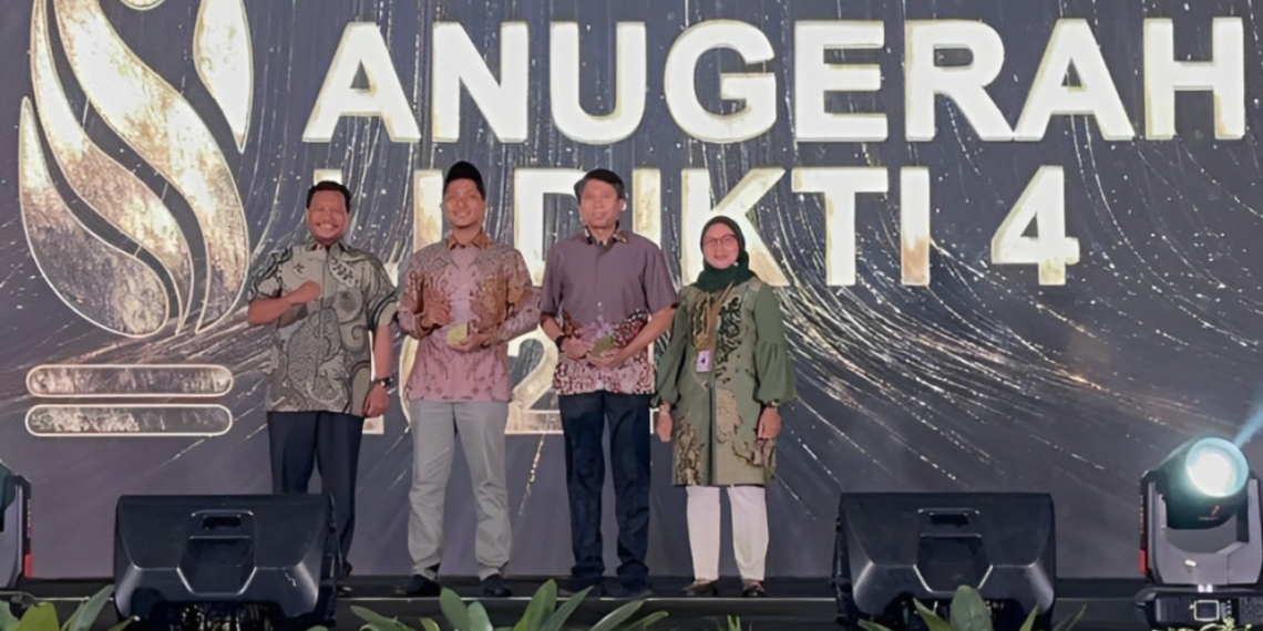 (19/02/2024) Politeknik SCI Raih Penghargaan Anugerah LLDIKTI IV 2024 Perguruan Tinggi Pendatang Baru Terbaik (Rookie Of The Year) Gold Winner