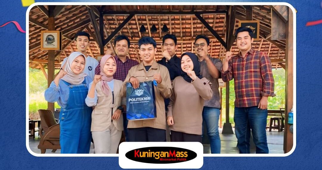 Mahasiswa Poltek SCI Magang di Kuninganmass Media