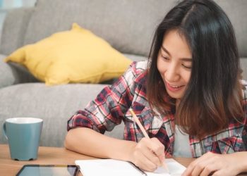 Cara Efektif Membuat Catatan Kuliah yang Mudah Dipahami