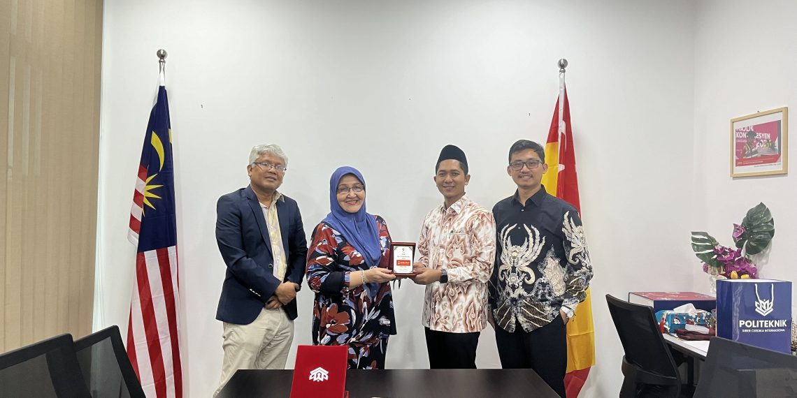 Poltek SCI Resmi Bekerja Sama dengan Lincoln University College