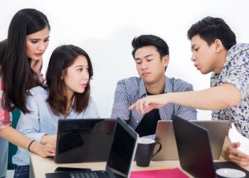 Mengapa Mahasiswa Harus Aktif dalam Organisasi Kampus