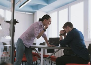 Cara mengatasi konflik dalam organisasi kampus