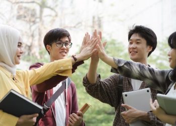 Organisasi kampus bisa meningkatkan kesempatan beasiswa