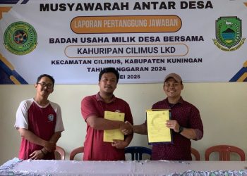 Prodi Bisnis Digital Poltek SCI Gandeng Petani Kopi, Mulai dari Lapangan, Teken MoU dan Lanjut Pengabdian