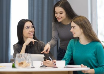 Tips Sukses Wawancara Kerja bagi Fresh Graduate