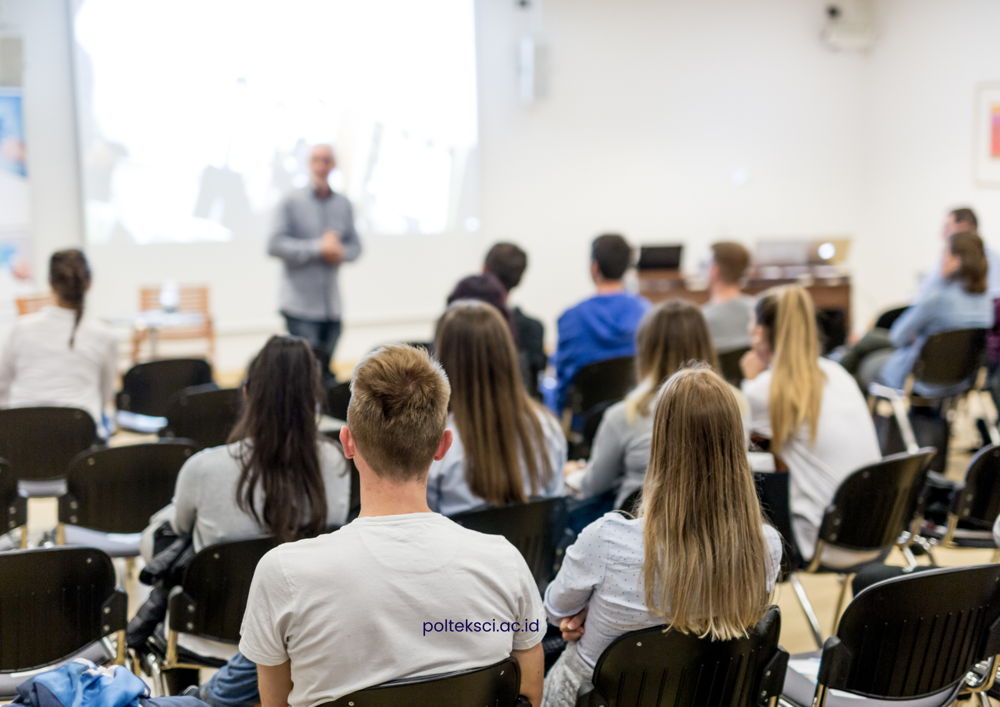 Bagaimana Cara Mendekati Dosen untuk Konsultasi Akademik