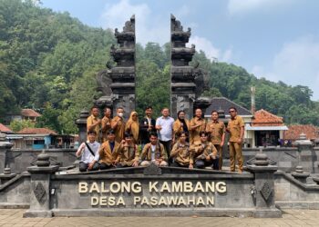 Balong Kambang Pasawahan, Rumah bagi Ikan Dewa
