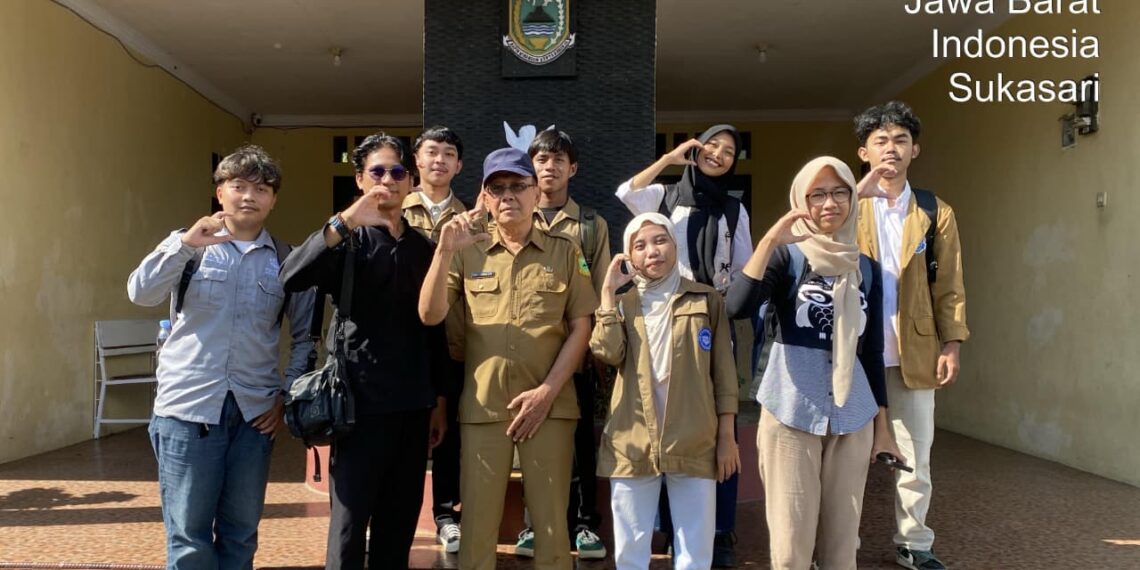 Mahasiswa Politeknik Siber Cerdika Internasional Jalankan Program PRISMA di Desa Sukasari, Kuningan