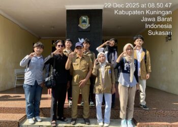 Mahasiswa Politeknik Siber Cerdika Internasional Jalankan Program PRISMA di Desa Sukasari, Kuningan